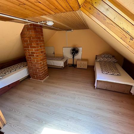 Tiszavirag Apartman Tiszakeszi Eksteriør billede