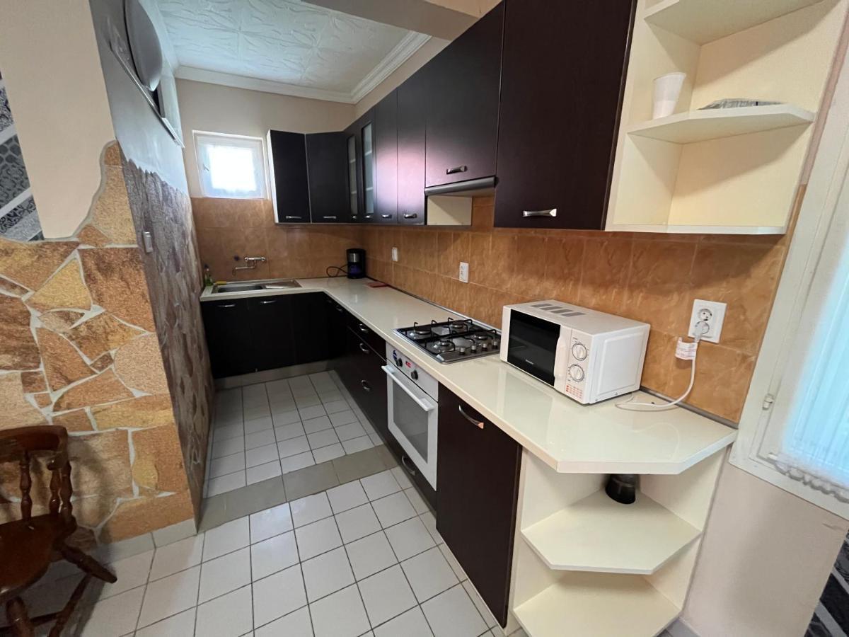 Tiszavirag Apartman Tiszakeszi Eksteriør billede